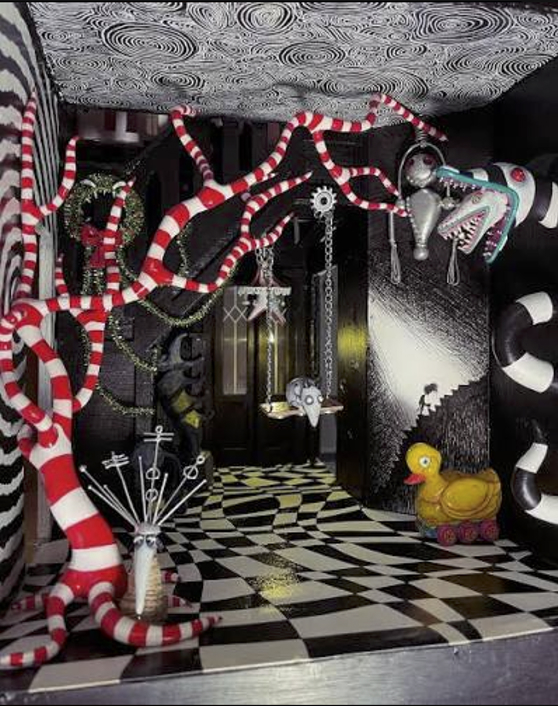 Tim Burton diorama reference